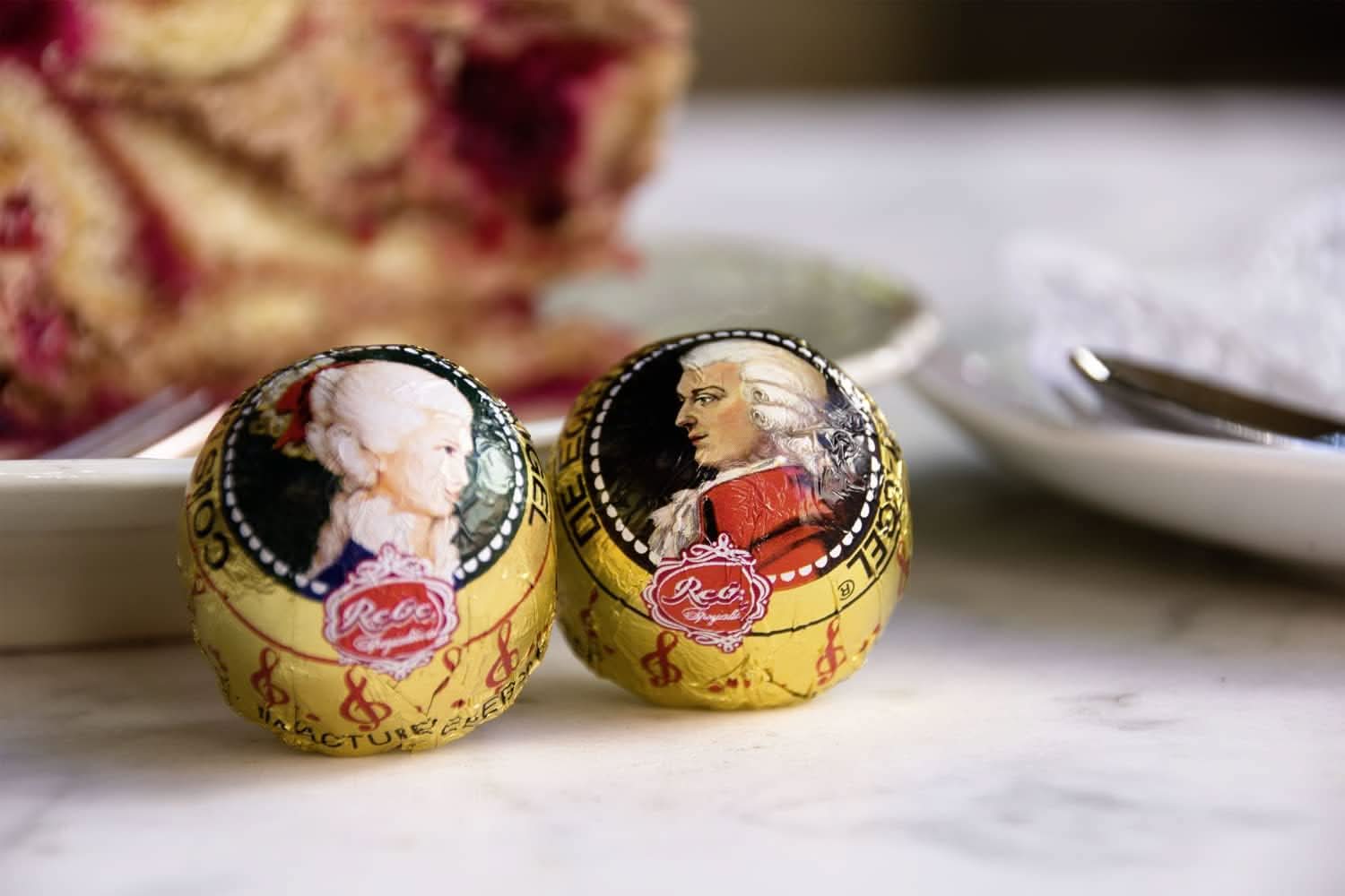 Die echten Reber Mozart-Kugeln 45er Aufstellkarton - Image 3