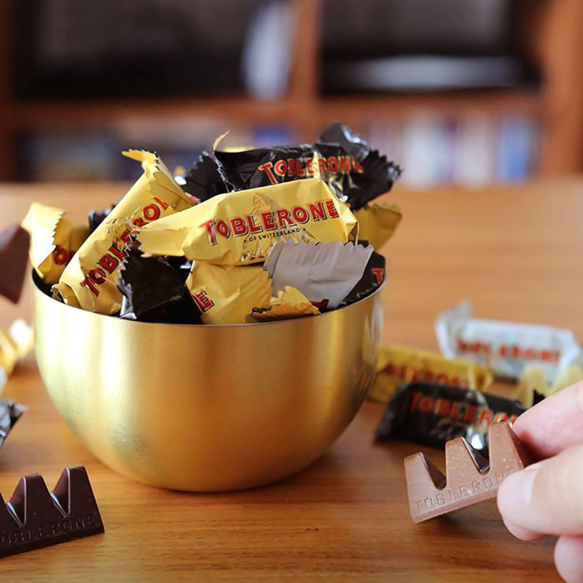 Toblerone Mix Box Klarsichtdose 904g - Image 2